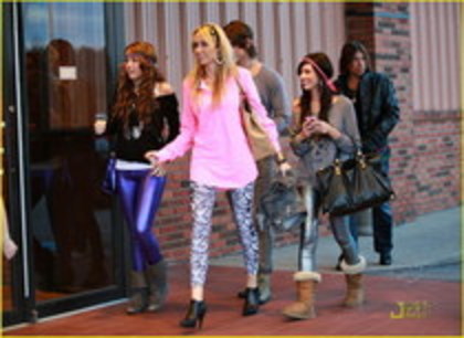 19486932_IMIBRLSTF - Miley