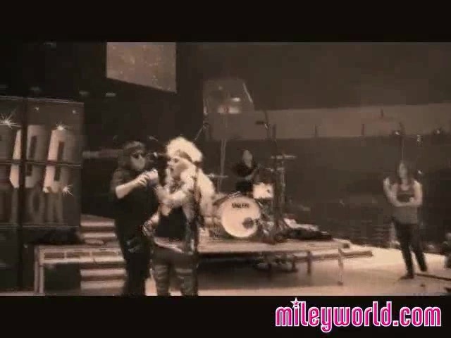 Halloween on the Wonder World Tour 415
