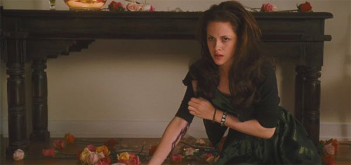 new-moon-bella-blood - TWwilight New Moon