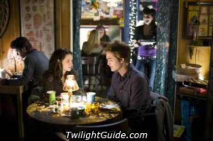 bella-edward-dinner