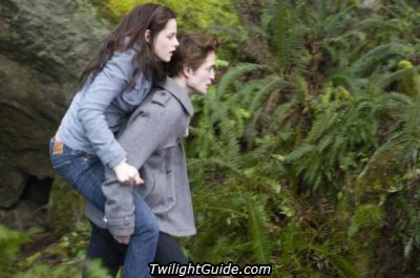 edward-carry-bella