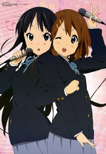 Mio-and-Yui-singing-together-mio-akiyama-19855282-412-600 - Mio Akiyama