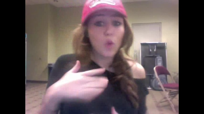 Miley Says Goodbye to Twitter 146