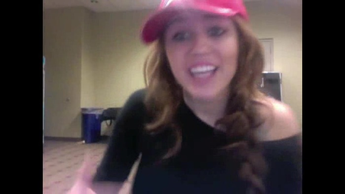 Miley Says Goodbye to Twitter 175
