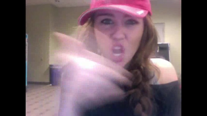 Miley Says Goodbye to Twitter 197