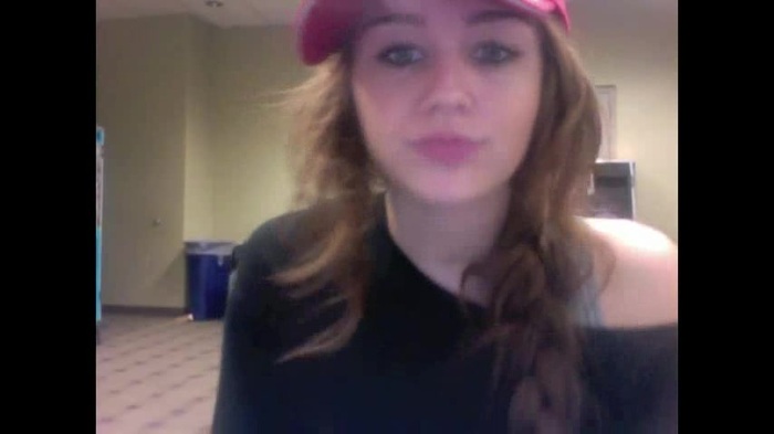 Miley Says Goodbye to Twitter 216