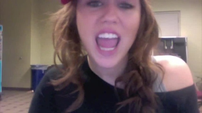 Miley Says Goodbye to Twitter 245