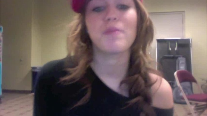 Miley Says Goodbye to Twitter 371