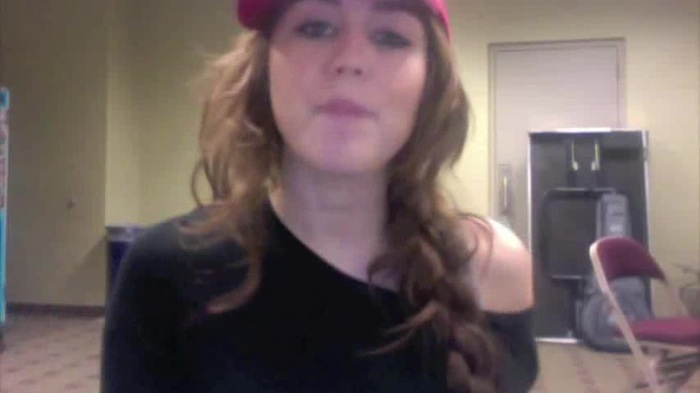 Miley Says Goodbye to Twitter 429