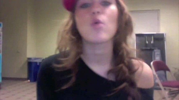 Miley Says Goodbye to Twitter 439