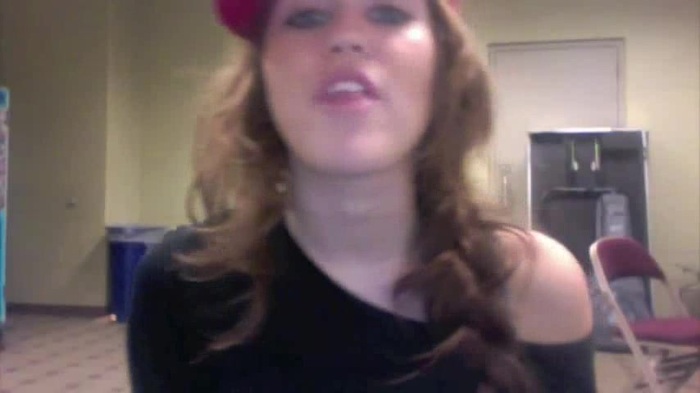 Miley Says Goodbye to Twitter 440