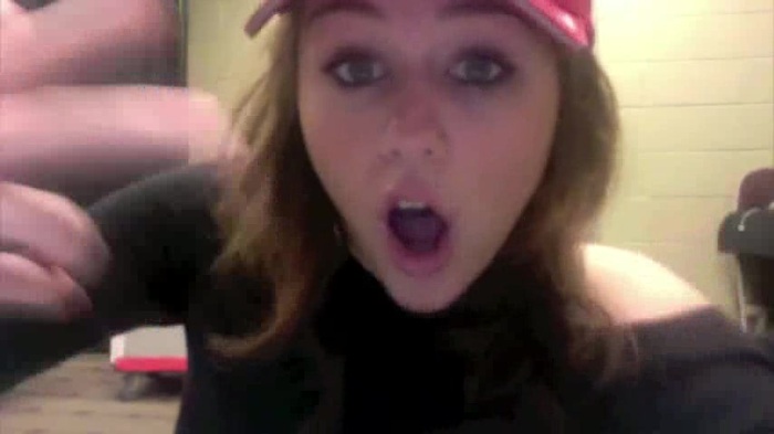 Miley Says Goodbye to Twitter 462