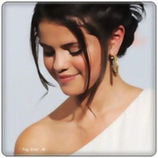 32668553_SCKKLEEYW - Selena 5