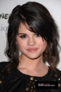 18157845_VVNDNVCBD - Selena 6