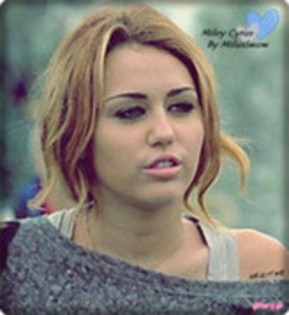 31853064_HPJKZLCUB - Miley 2