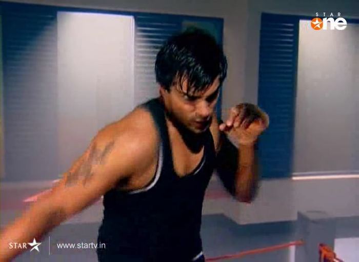 shlipa73 - INTALNIREA INIMILOR-DILLMILL GAYYE