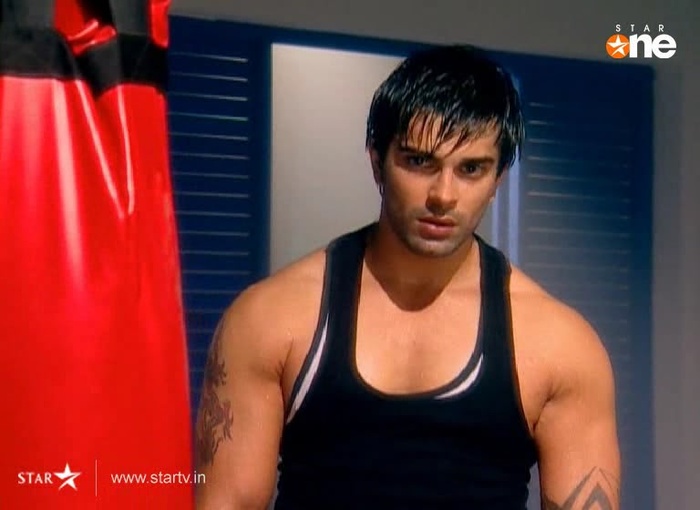 shlipa83 - INTALNIREA INIMILOR-DILLMILL GAYYE