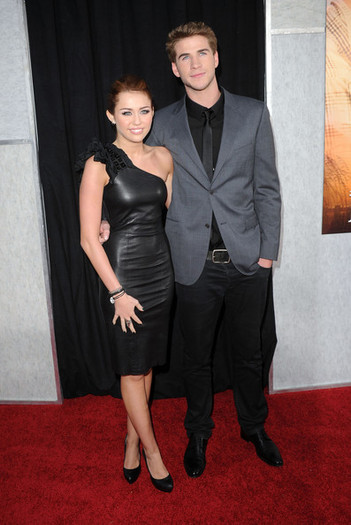 Miley+Cyrus+Heels+Pumps+luaN5h0W4hgl