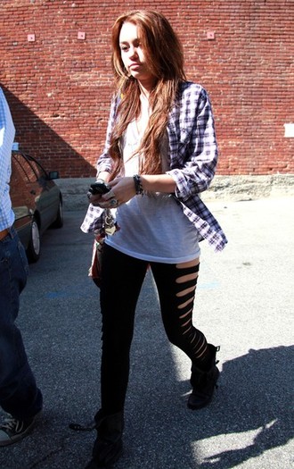 Miley+Cyrus+Pants+Shorts+Leggings+b8hmD1nqmJ2l