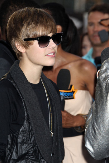 Justin Bieber Classic Sunglasses Wayfarer Xdcpo70Gdnjl