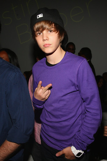 Justin Bieber Novelty Watches Novelty Strap FJ8Idog6uCAl - Justin Bieber