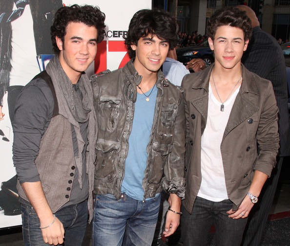 Jonas+Brothers+Pendant+Necklaces+Dog+Tag+Necklace+bFmmnCFOnZRl
