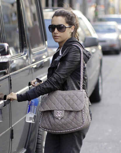 Ashley Tisdale Shoulder Bags Quilted Leather TjnAaqxDtF9l - Ashley Tisdale