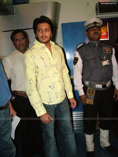 ritesh-deshmukh.j52 - Ritesh Deshmukh