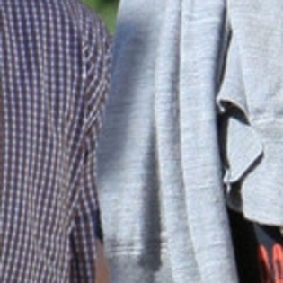Joe+Jonas+Joe+Jonas+Out+Shopping+American+YvdAgZ_rJJul_007 - puzlle