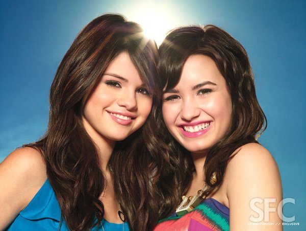selena gomez and demi lovato