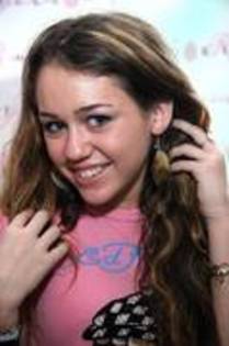 BBJWSYJSKXUTTGZXBSN - hannah montana si miley cyrus