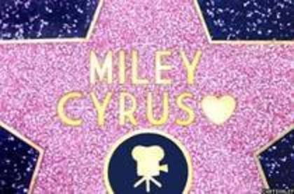 10691454_IOMVSNDKA - hannah montana si miley cyrus