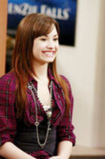 32736164_SAMFWCLWN - demi lovato