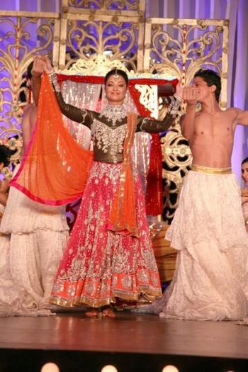 18402660_RDPDZIOVB - Aishwarya Rai