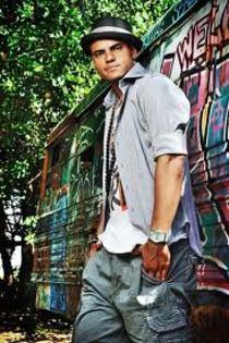 images (9) - Mohombi