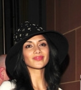 Nicole+Scherzinger+Nicole+Scherzinger+C+London+aF-h9qSDmZQl_002 - puzlle002
