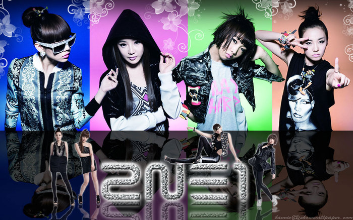 035826 - 2NE1