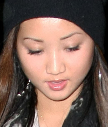 Brenda Song Brenda Song Leaving Longmi Lashes GN7cZIIXn9Rl