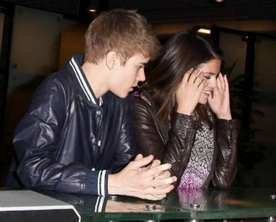 normal_13 - 000000_Selenuca and Justin_000000