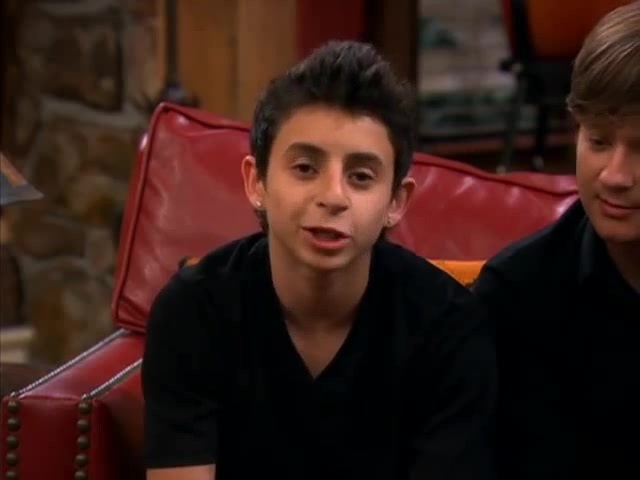 HMF- Cast Goodbyes 051