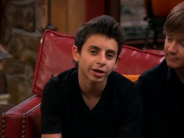 HMF- Cast Goodbyes 056