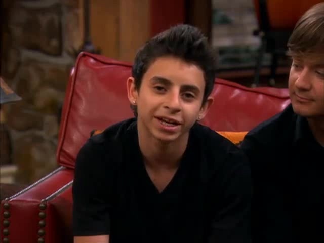 HMF- Cast Goodbyes 073