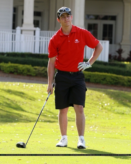 Nick-Kevin-Jonas-Golfing-Guys-nick-jonas-19768105-2000-2500 - Kevin and Nick Jonas G G -Golfing GuyZ