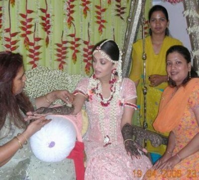 aishwarya-rai-abhishek-bachan-wedding-8 - Aishwarya Rai Wedding