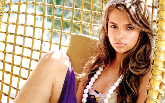 indiana-evans-919244l-poza - claire holt si indiana evans