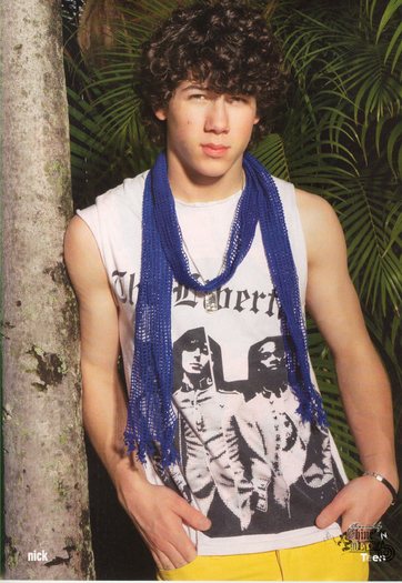 Nick Jonas jonas_brothers_1212191972 - nick jonas2011