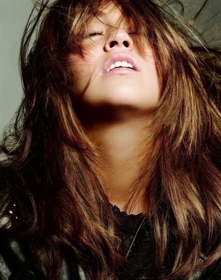 29662631_ZGFSIHQOX - poze rare miley cyrus2