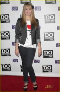 images (10) - debby ryan