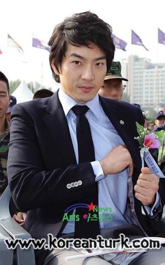 72512134710343246830100