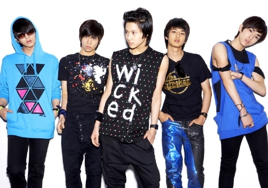 shinee-sm - SHINee
